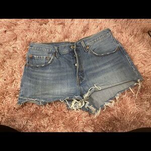 Levi 501 shorts 